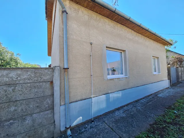 Eladó ház Makó 74 nm