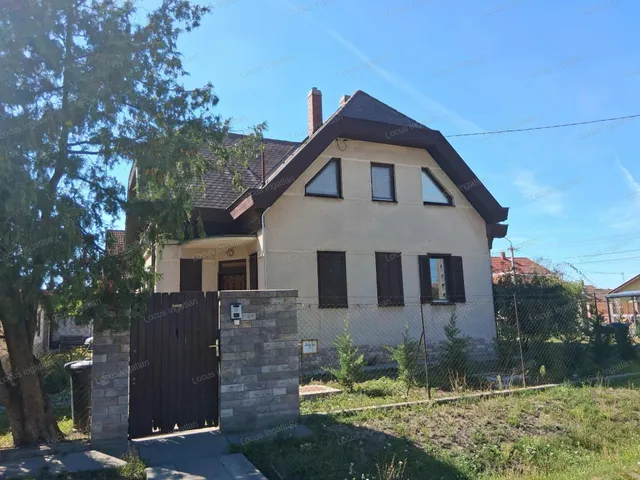 Eladó ház Törökszentmiklós 160 nm