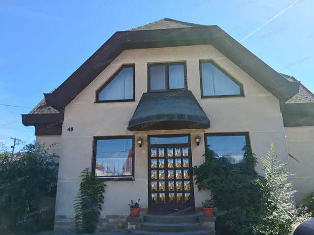 Eladó ház Törökszentmiklós 160 nm