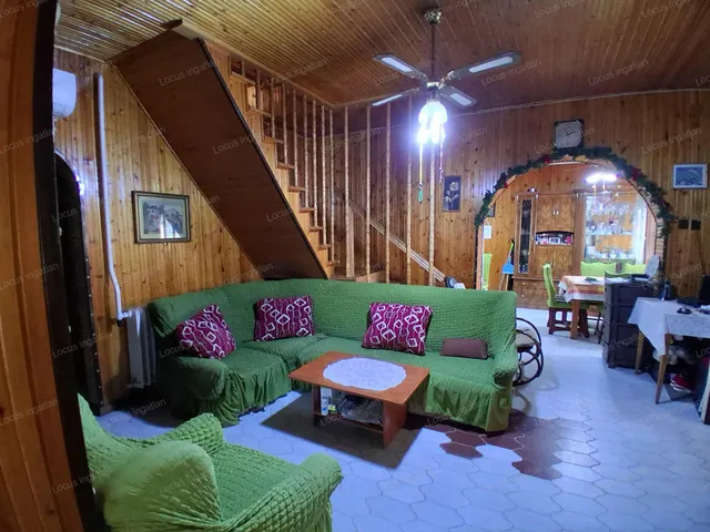 Eladó ház Cserkeszőlő 161 nm