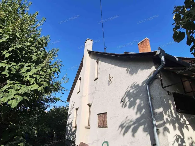 Eladó ház Tiszajenő 120 nm