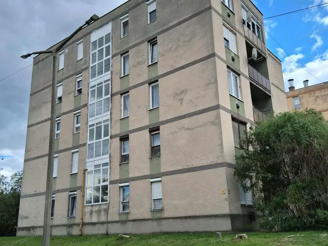 Eladó lakás Törökszentmiklós 53 nm