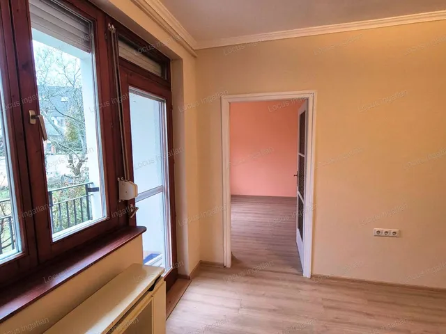 Eladó lakás Szolnok, Belváros 54 nm