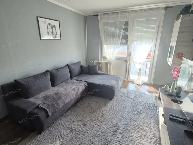 Eladó lakás Szolnok, Széchenyi-lakótelep 54 nm