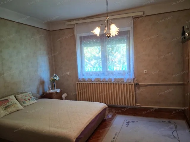 Eladó ház Tiszaföldvár 84 nm