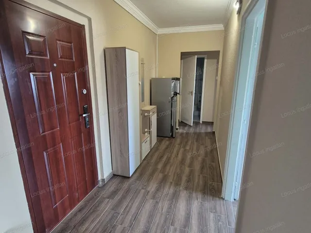 Eladó lakás Szolnok, Széchenyi-lakótelep 54 nm