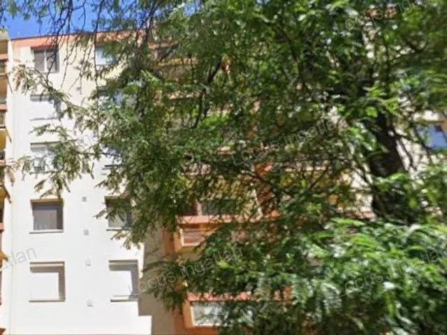 Eladó lakás Békéscsaba, Kazinczy-lakótelep 48 nm
