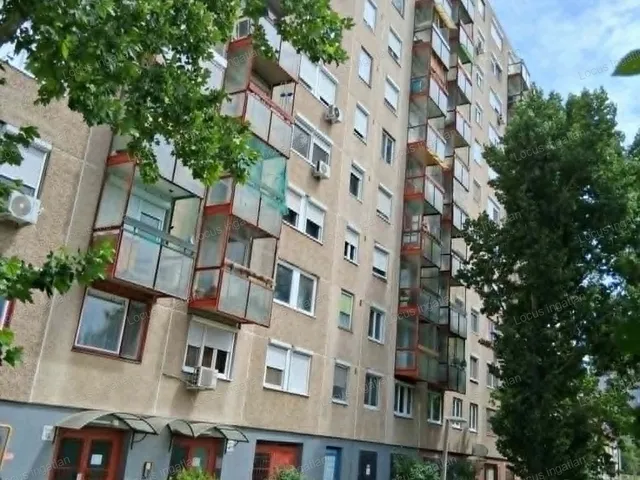 Eladó lakás Szolnok, Széchenyi-lakótelep 55 nm