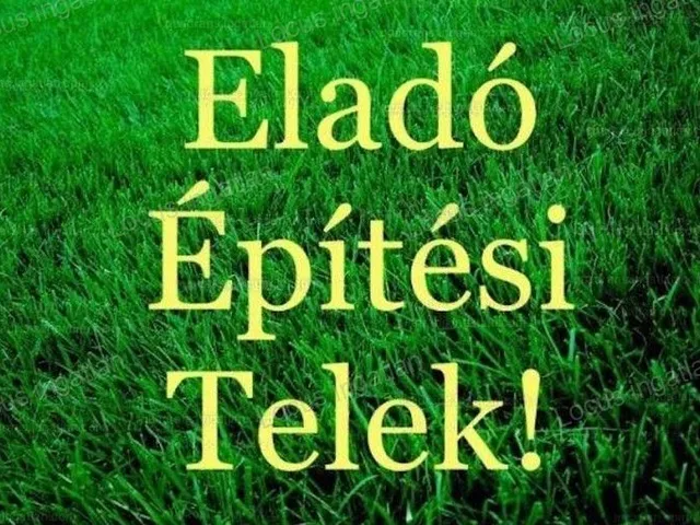Eladó telek Törökszentmiklós 930 nm
