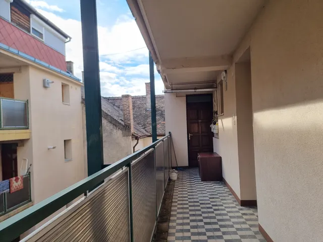 Eladó lakás Keszthely, Kossuth Lajos 7-9 47 nm