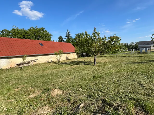 Eladó telek Keszthely, Kertváros 1200 nm