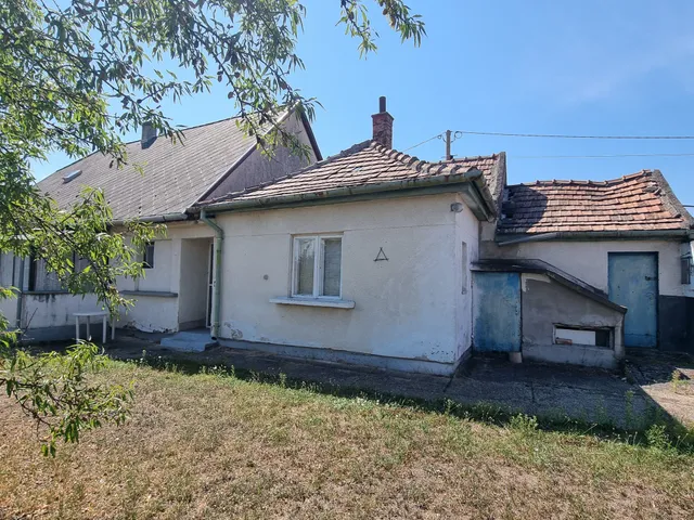 Eladó ház Vonyarcvashegy, Vörösmarty Mihály utca 8. 120 nm