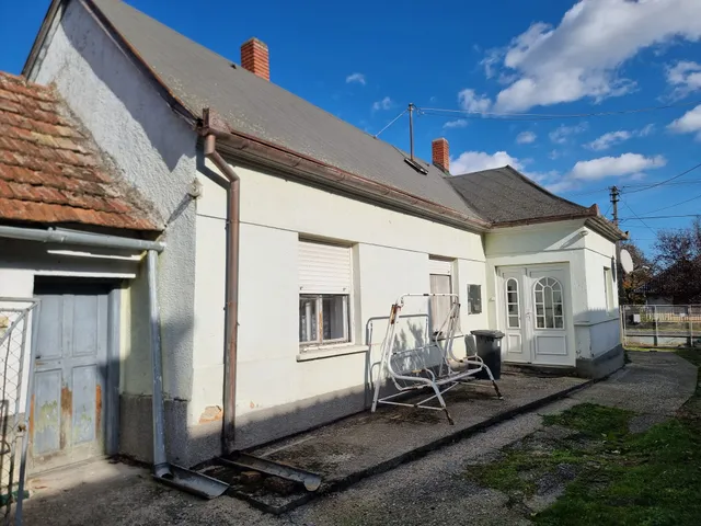 Eladó ház Sármellék, Dózsa György u. 294. 75 nm