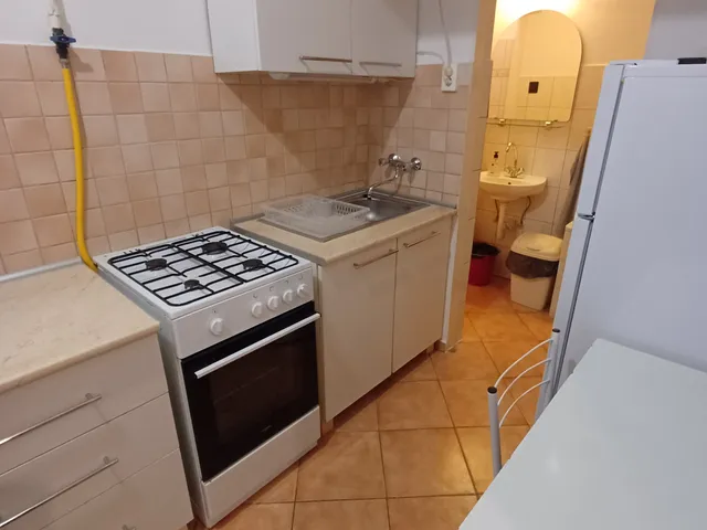 Kiadó lakás Budapest VI. kerület, Nagykörúton belüli terület, Nagymező 21 nm