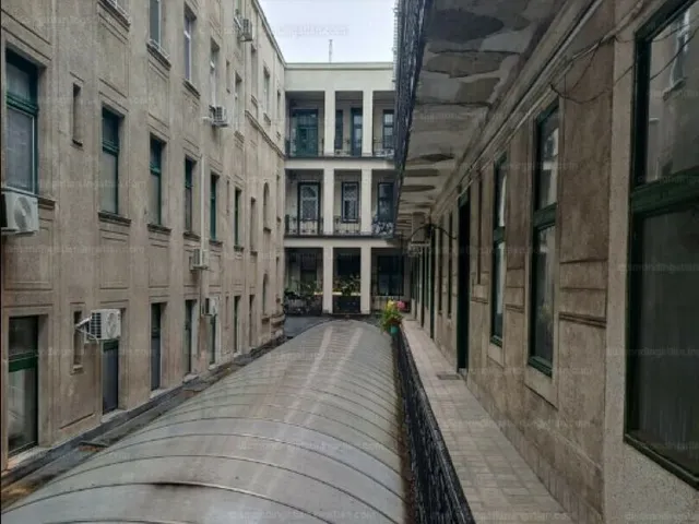 Eladó lakás Budapest IX. kerület, Üllői út 129 nm