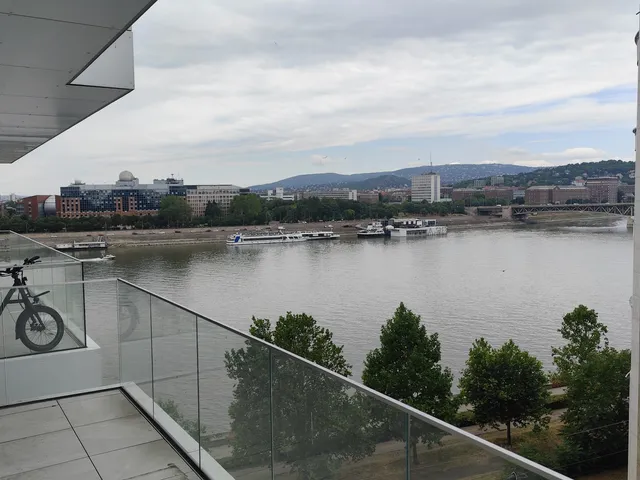 Kiadó lakás Budapest IX. kerület, Lechner Ödön fasor 60 nm