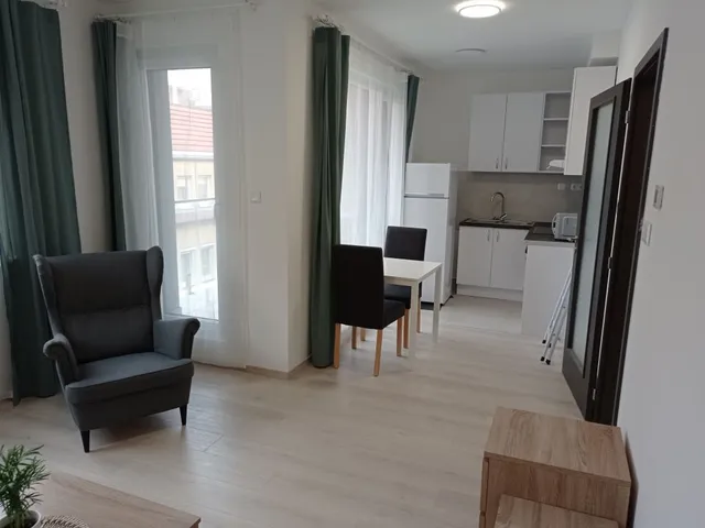 Kiadó lakás Budapest VIII. kerület, Csarnoknegyed, Tolnai Lajos 33 nm