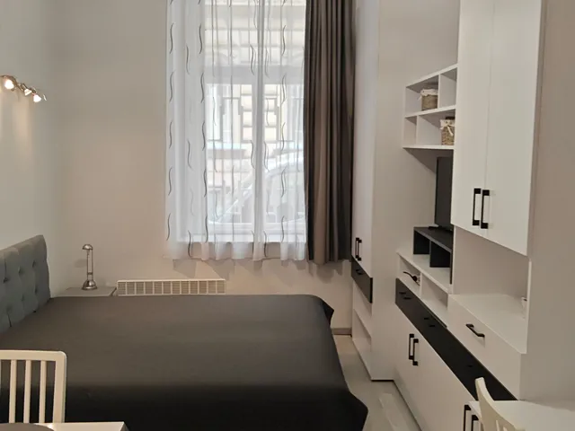 Kiadó lakás Budapest VI. kerület, Nagykörúton kívüli terület 24 nm