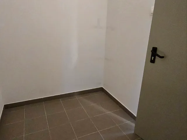 Eladó lakás Budapest XIII. kerület, Lőportárdűlő, Szabolcs utca 75 nm