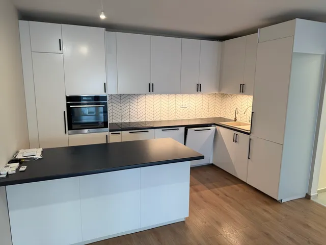 Eladó lakás Budapest XIII. kerület, Lőportárdűlő, Szabolcs utca 75 nm