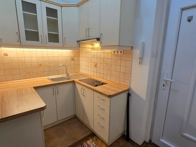 Kiadó lakás Budapest II. kerület, Víziváros II. ker, Forint utca 1201 31 nm