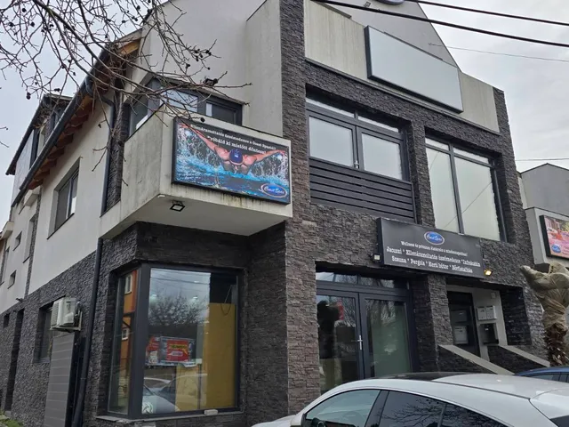 Kiadó kereskedelmi és ipari ingatlan Budapest III. kerület, Csillaghegy 130 nm