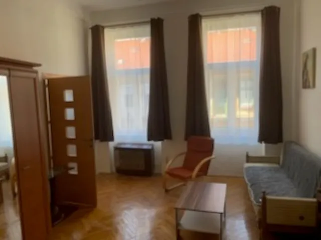 Kiadó lakás Budapest VI. kerület, Nagykörúton kívüli terület, Vörösmarty utca 30 nm