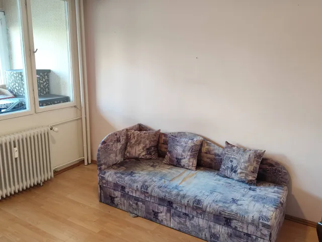 Eladó lakás Budapest III. kerület, Szőlő utca 50 nm