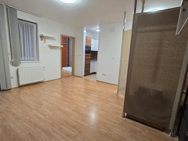 Kiadó lakás Budapest VII. kerület, Belső-Erzsébetváros, Dob utca 44 nm