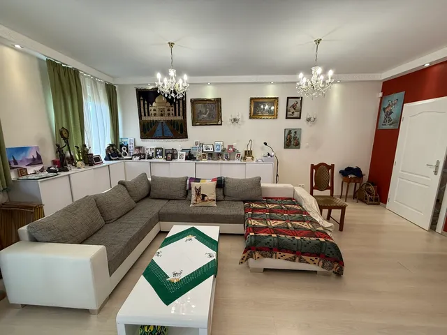 Kiadó lakás Budapest II. kerület, Vérhalom 170 nm