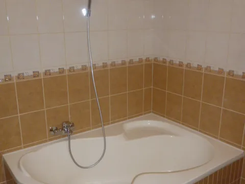 Kiadó lakás Budapest XVIII. kerület, Pestszentimre közp., Ady Endre utca 45 nm