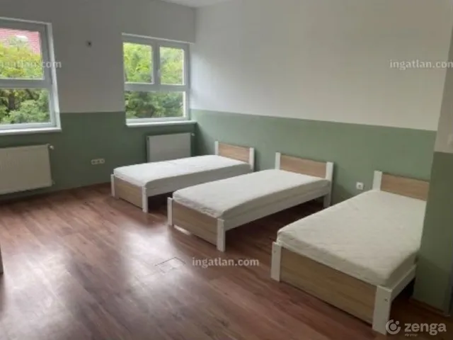 Kiadó kereskedelmi és ipari ingatlan Budapest XXIII. kerület, Soroksár 130 nm