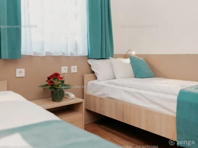 Kiadó kereskedelmi és ipari ingatlan Budapest XXIII. kerület, Soroksár, Szent László utca 130 nm