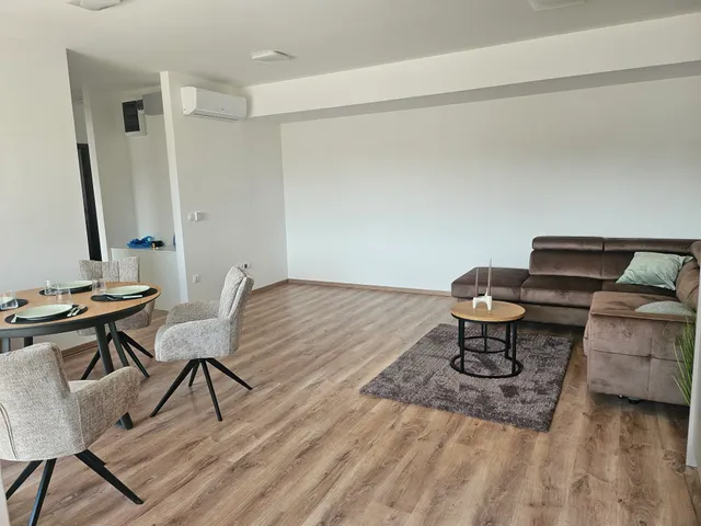 Eladó lakás Budapest IV. kerület, Székesdűlő, Ezred utca 73 nm