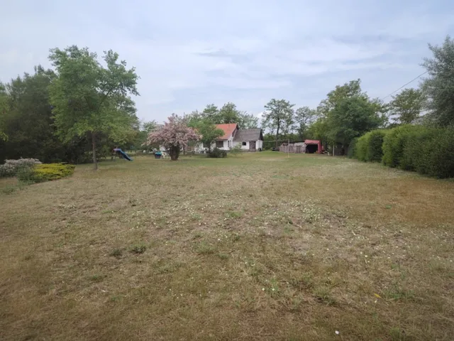 Eladó mezőgazdasági ingatlan Csemő 80 nm