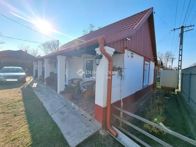 Eladó ház Tápióbicske 45 nm
