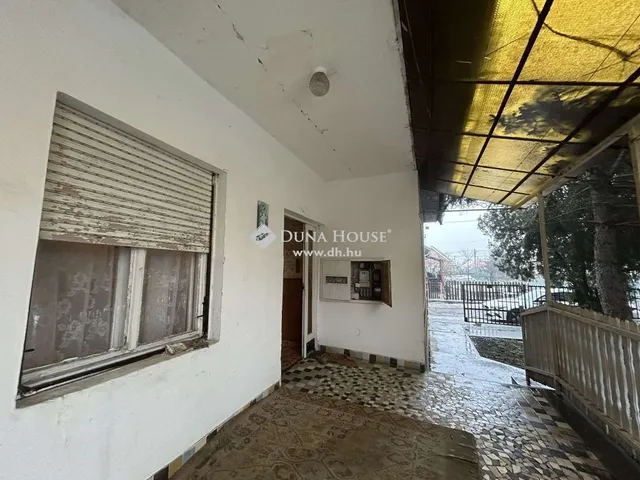 Eladó ház Újszász 80 nm
