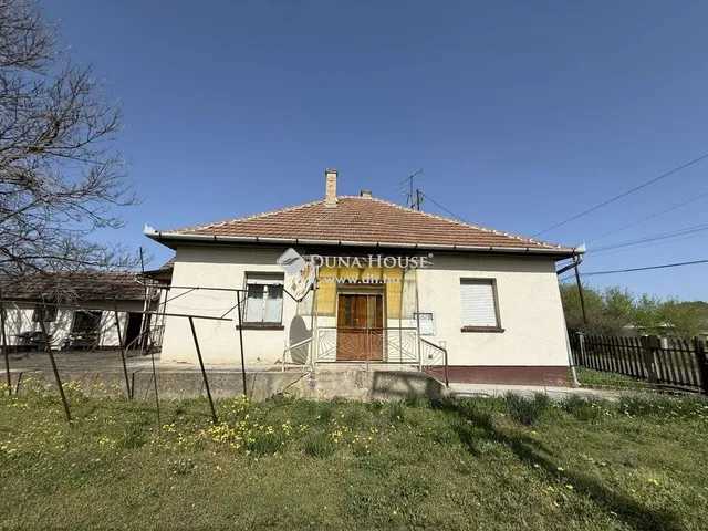 Eladó ház Újszilvás 78 nm