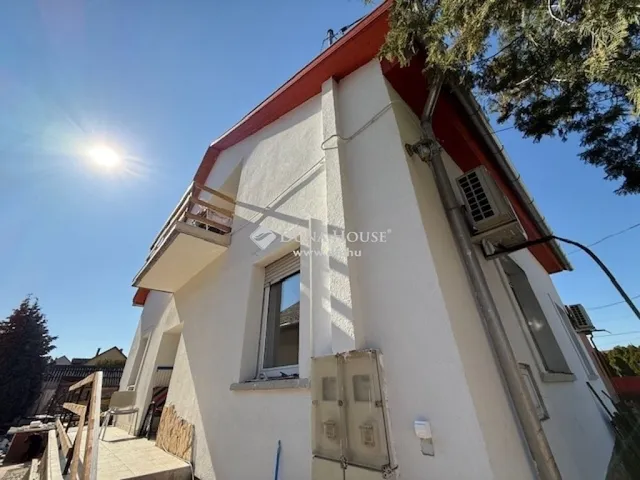 Eladó ház Vecsés 210 nm