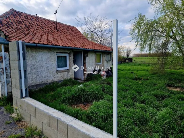 Eladó ház Cegléd 42 nm