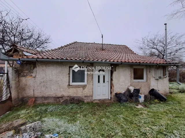 Eladó ház Cegléd 42 nm