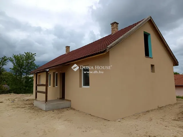Eladó ház Farmos 81 nm