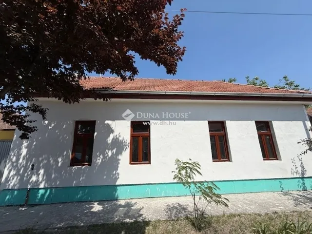 Eladó ház Cegléd 110 nm