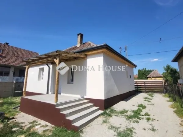 Eladó ház Tápiószele 55 nm