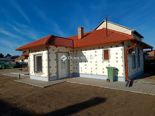 Eladó ház Abony 56 nm