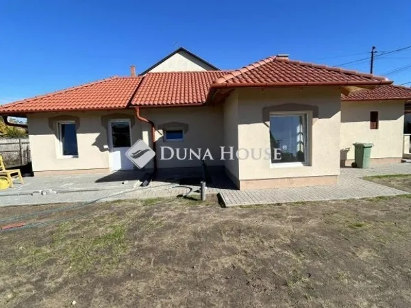 Eladó ház Abony 56 nm