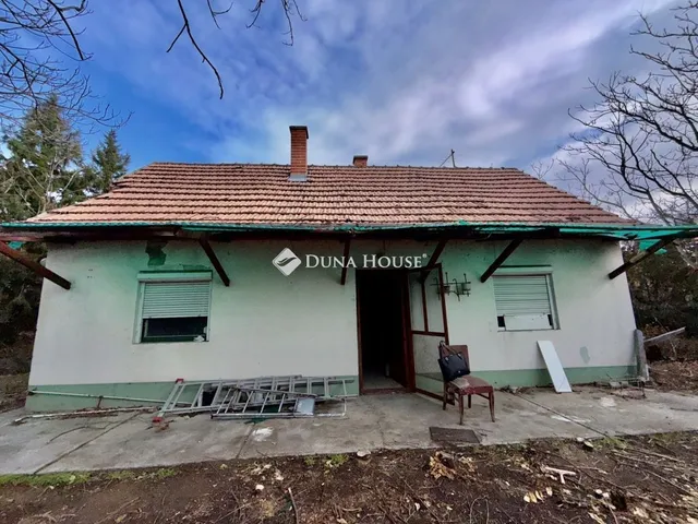 Eladó ház Csemő 50 nm