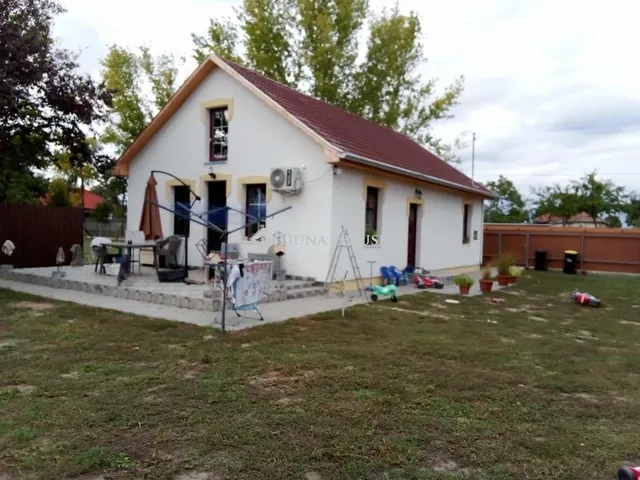 Eladó ház Abony 66 nm