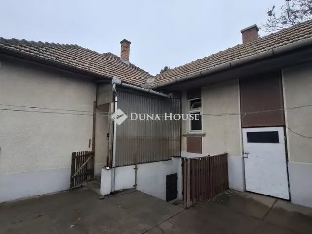 Eladó ház Tápiószentmárton 85 nm