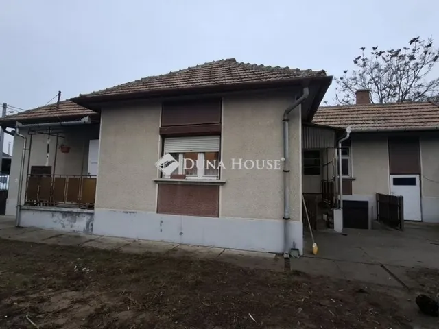 Eladó ház Tápiószentmárton 85 nm